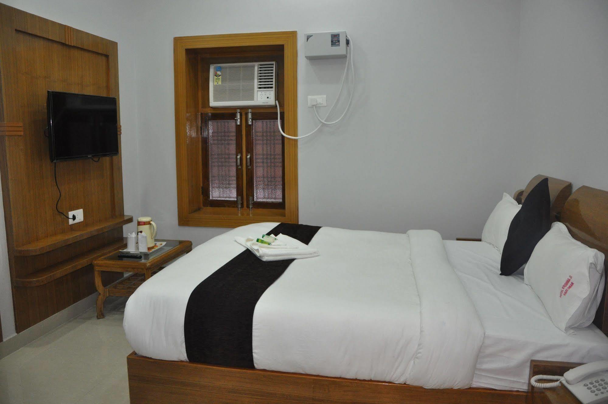 Hotel Krishna Ji Haridwār Buitenkant foto